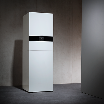 Gas-Brennwertgerät Logamax plus GB172iT Buderus