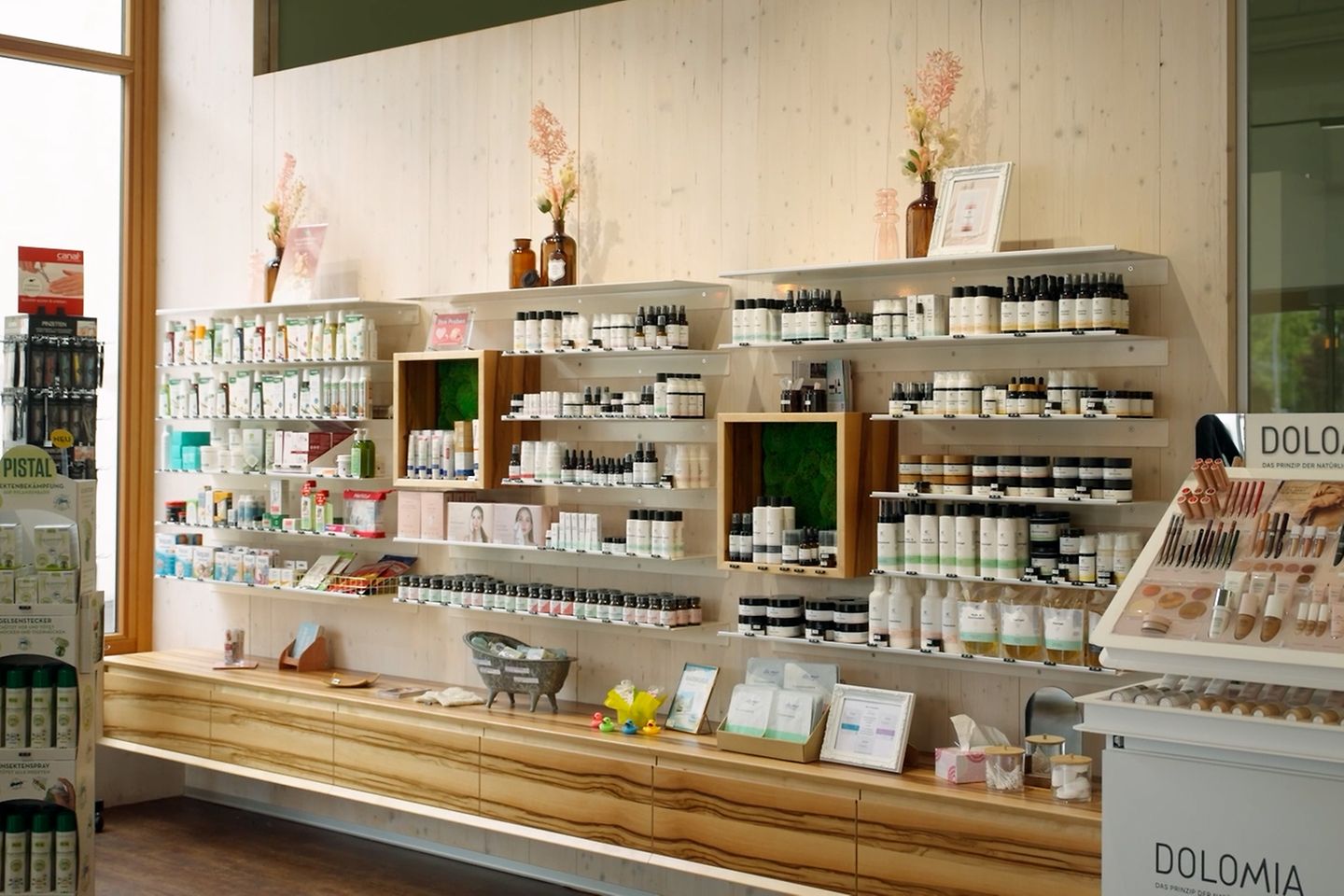 efh-auetal_1411x1077