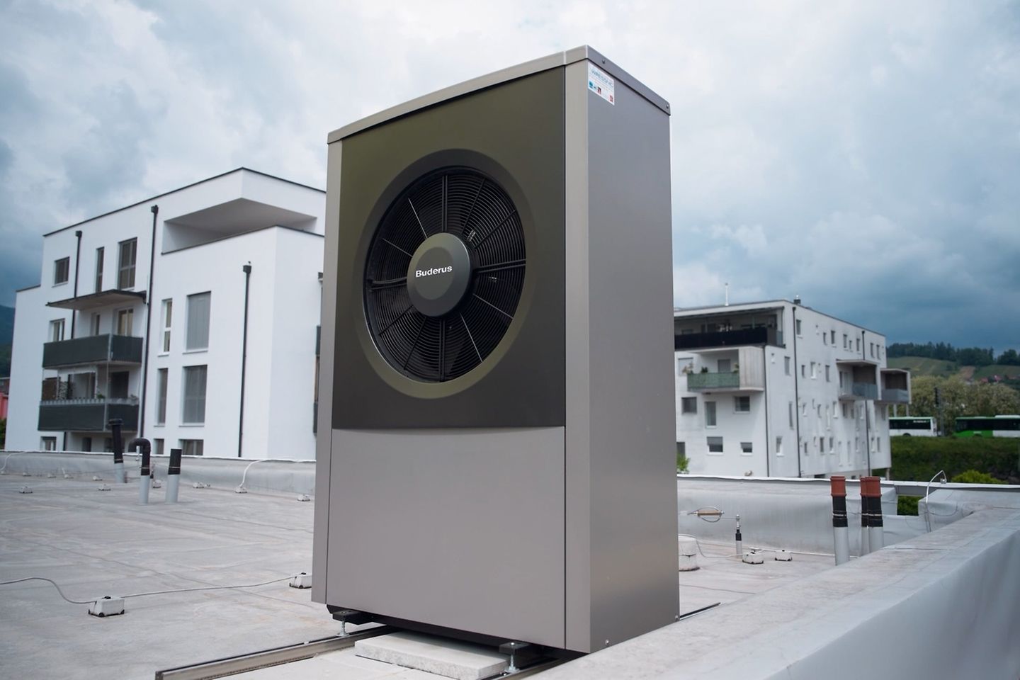 efh-auetal_1411x1077